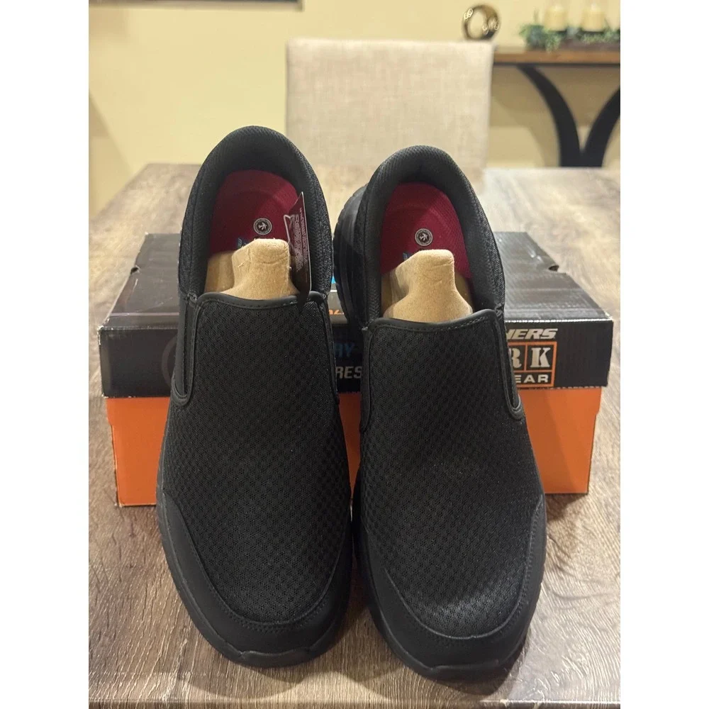 Skechers Work Men 13 Squad Chaos SR Urgran Slip Resistant Shoes Black 200273/BLK